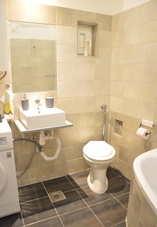 Friendly Apartment In Center Budapest Exterior photo